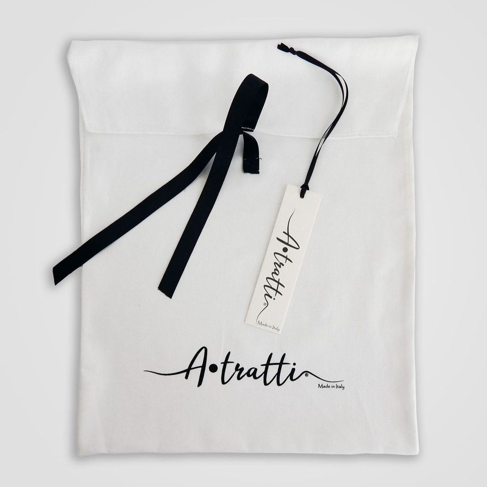 A.Tratti Chic White Stretch Viscose Tee with Exclusive Packaging A.Tratti